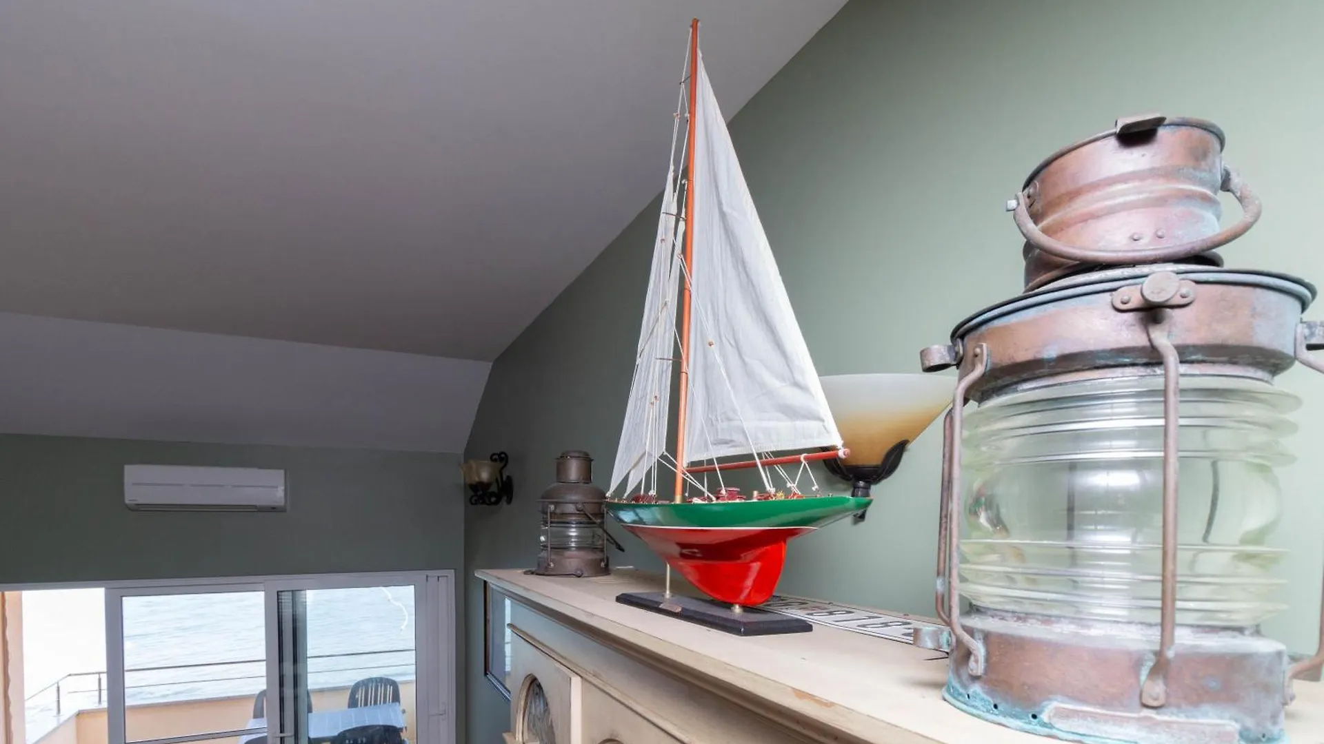 New! Beachfront Apartment With Seaview - Ta Leut Agency プリヴラカ