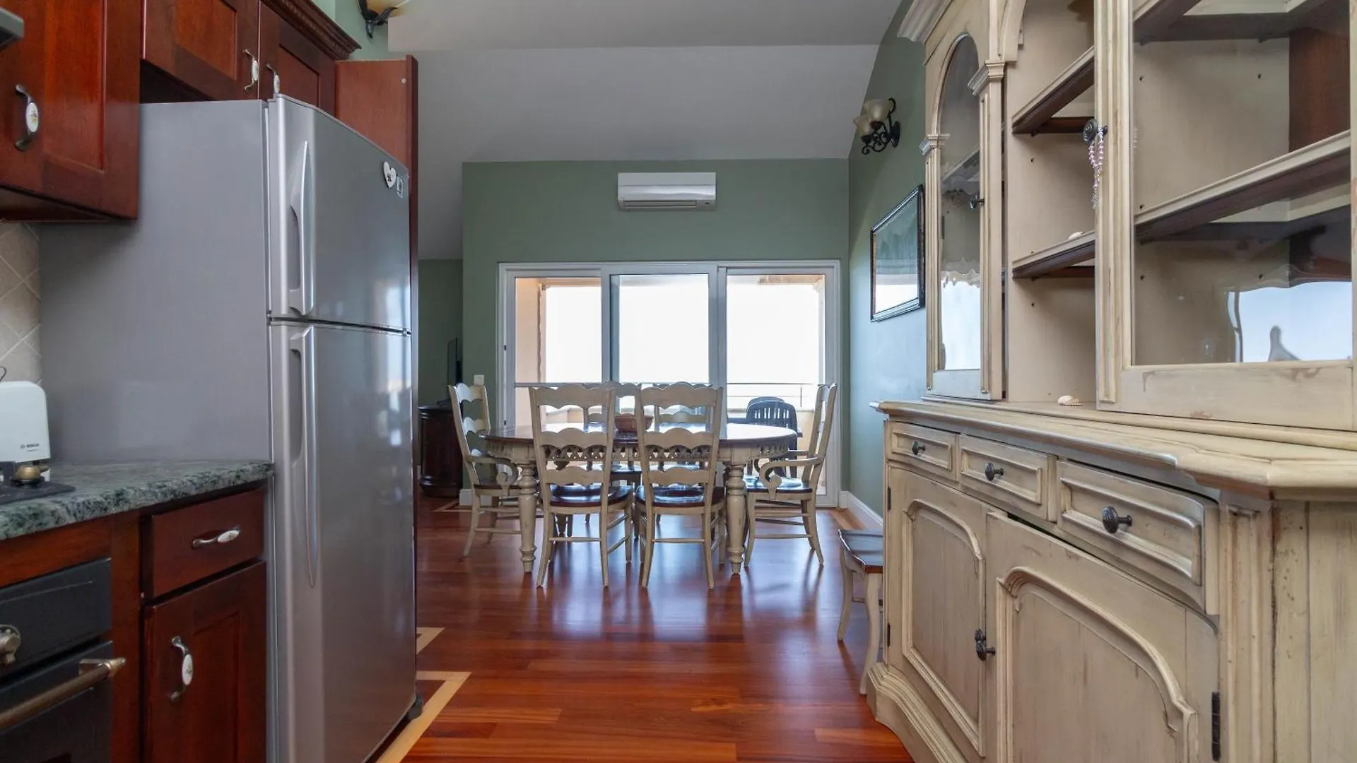 New! Beachfront Apartment With Seaview - Ta Leut Agency プリヴラカ