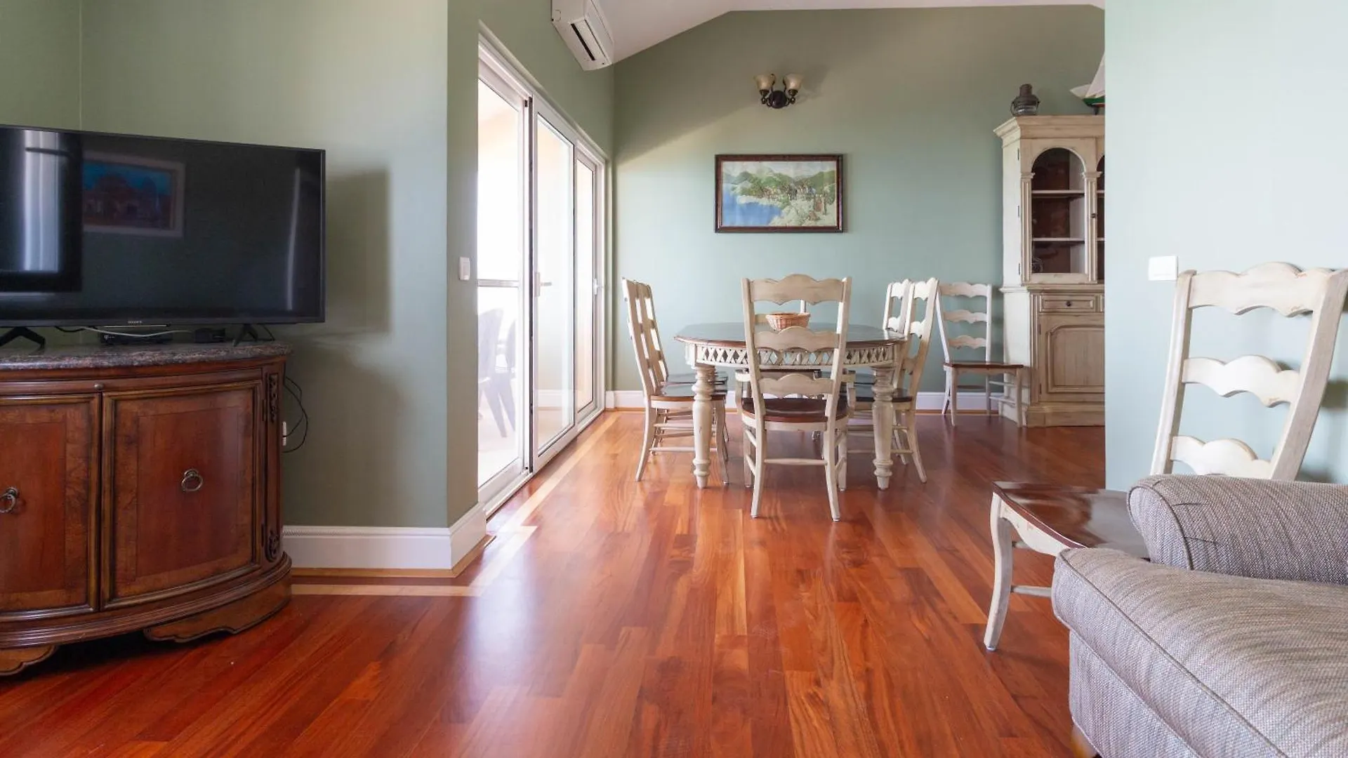 New! Beachfront Apartment With Seaview - Ta Leut Agency プリヴラカ